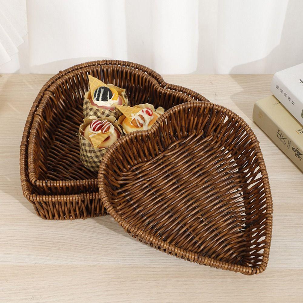 Coș de depozitare țesut în formă de inimă din ratan de simulare Coș de afișare pentru servire de capacitate mare