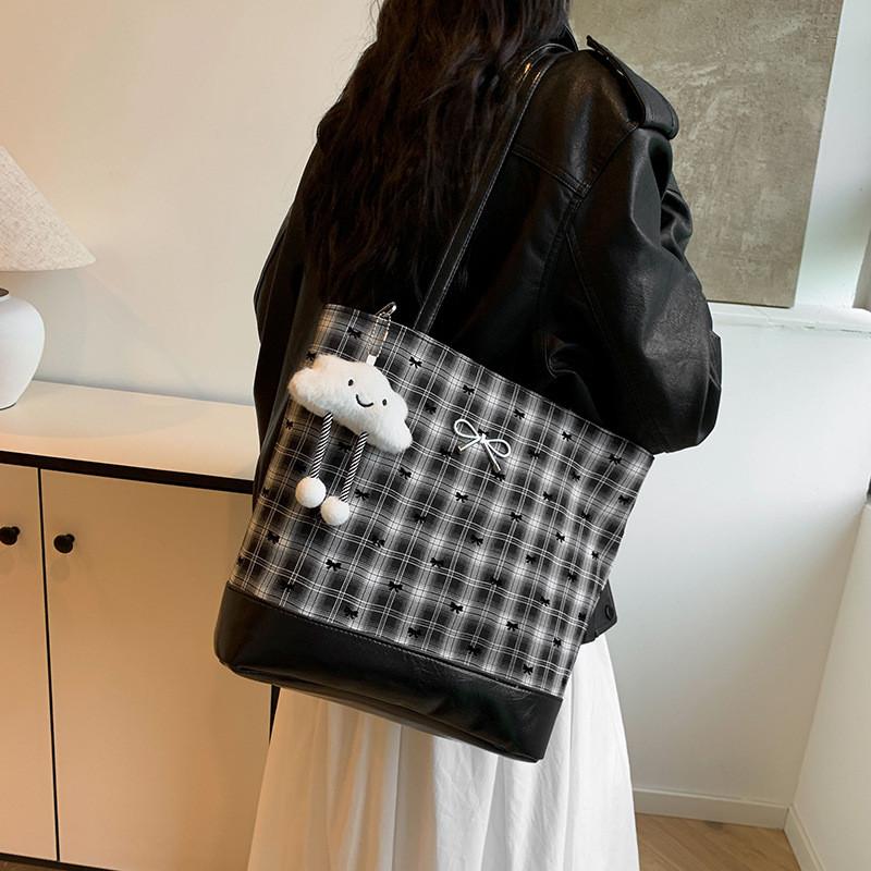 Elegant Summer Fashion Women's Tote Bag Soft Comfortable Casual Handbag