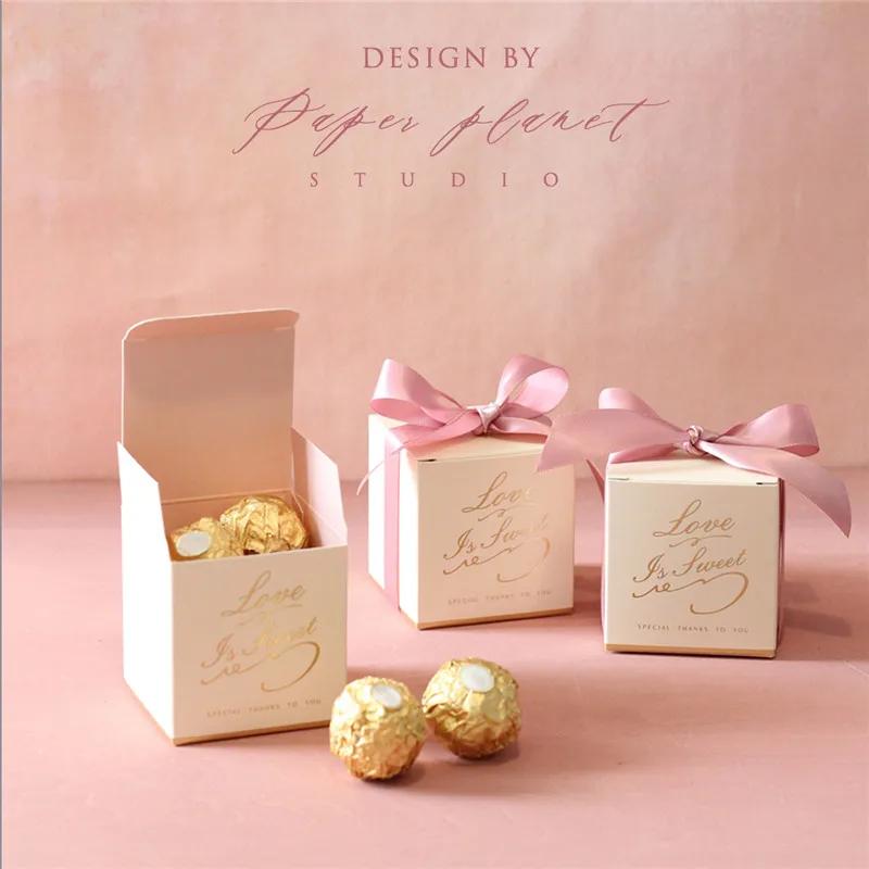 Bronzing Square Candy Box Hochzeitsbevorzugungen Candy Boxen Papier Schokolade Paket Geschenktüte für Baby-Dusche-Geburtstags-Party-Dekoration