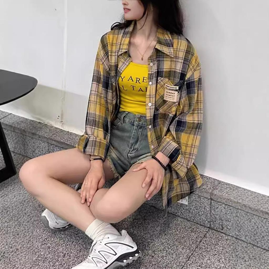 Women's Point Collar Long Sleeve Shirt Loose Fit Vintage Plaid Casual Button Down Blouse