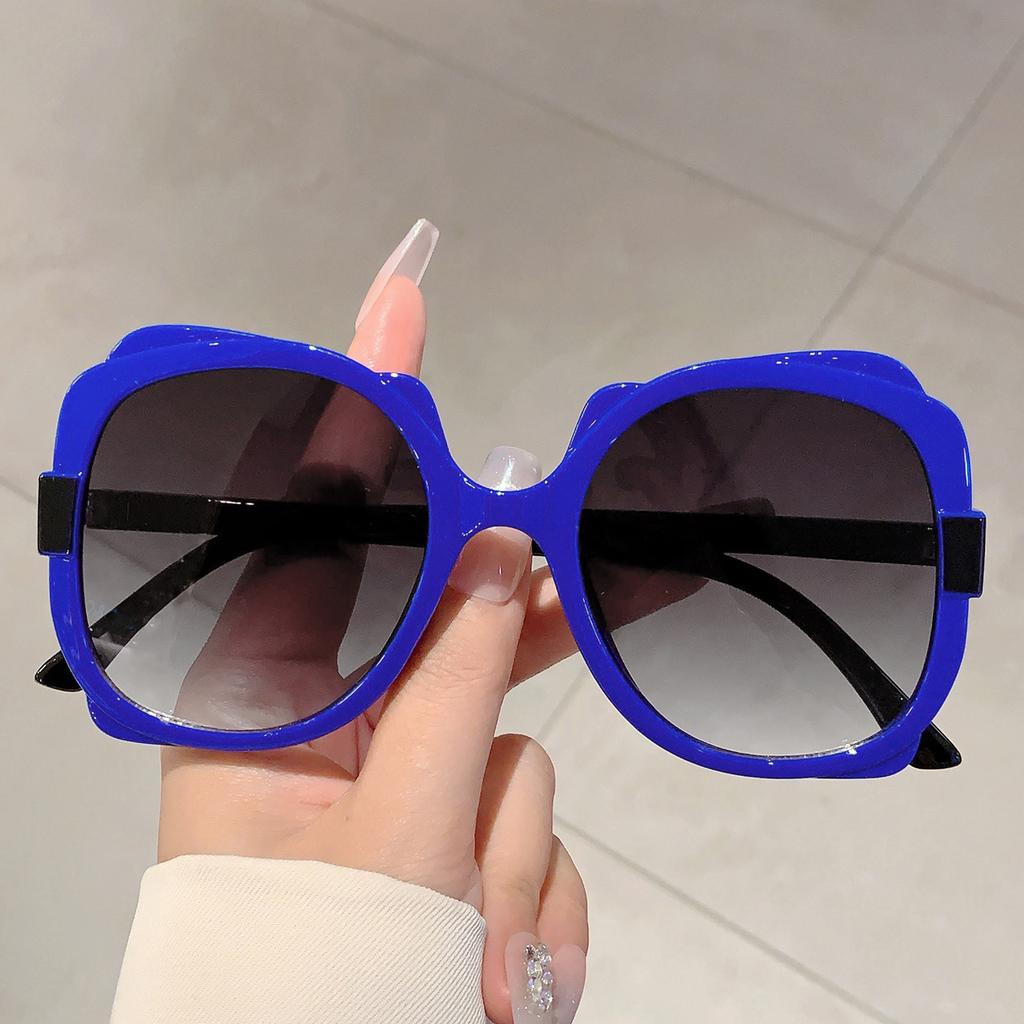 Fashion Butterfly Decoration Women's Shades Multi Color Gradient Designer Sunglasses Oversize Trendy Brand Sun Glasses