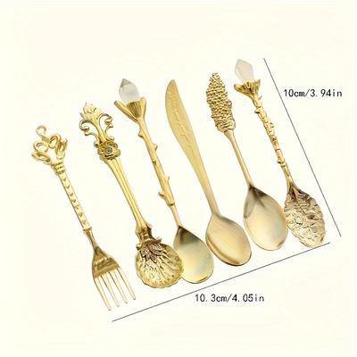 6pcs Vintage Spoons Fork Mini Royal Style Metal Golden Carved Coffee Snacks Fruit Prikkers Dessert Fork Kitchen Tool