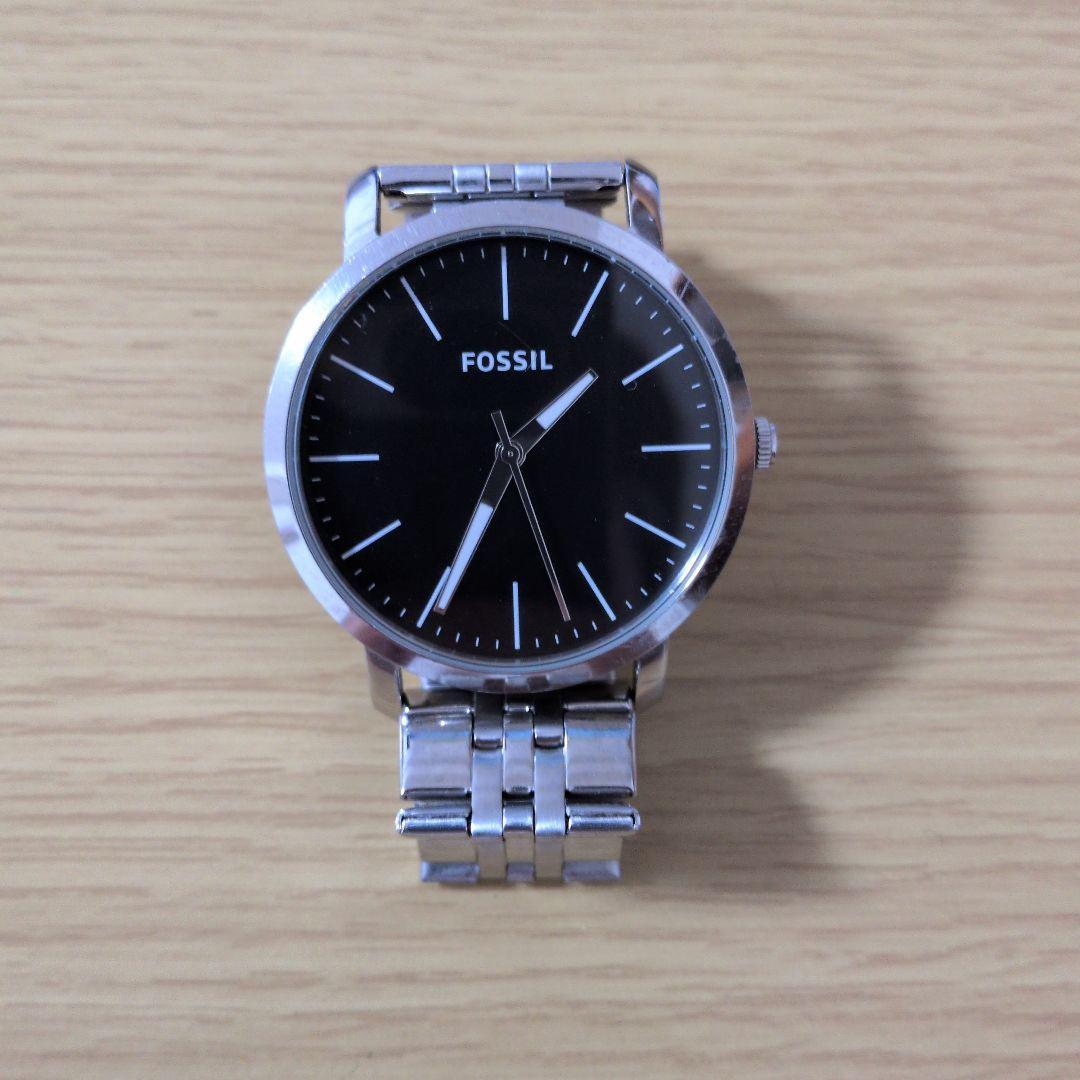 Used FOSSIL analog watch black