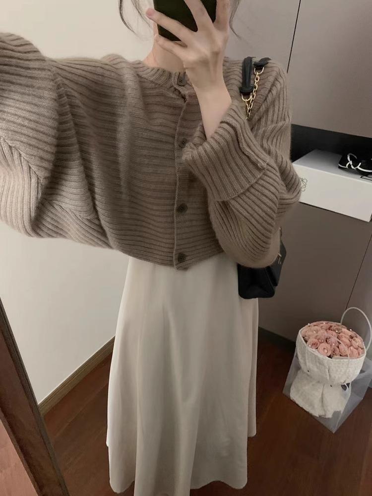 Women's Retro Japanese Knitted Cardigan - Soft, Short, Lazy Style for Spring & Autumn