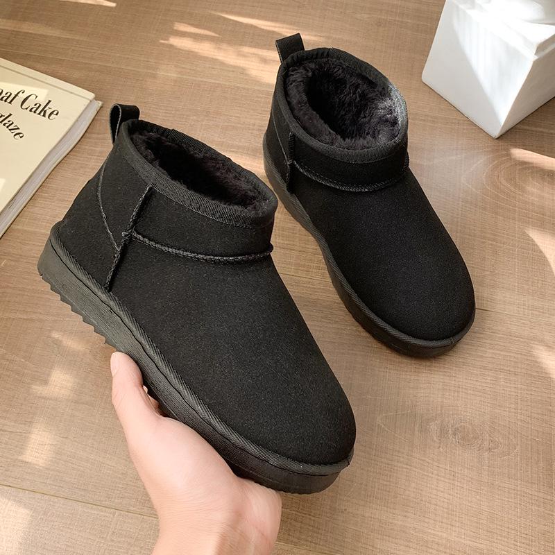 Women's Plus Size Thick-Soled Snow Boots - Cozy Velvet Lined Outdoor Winter Wear