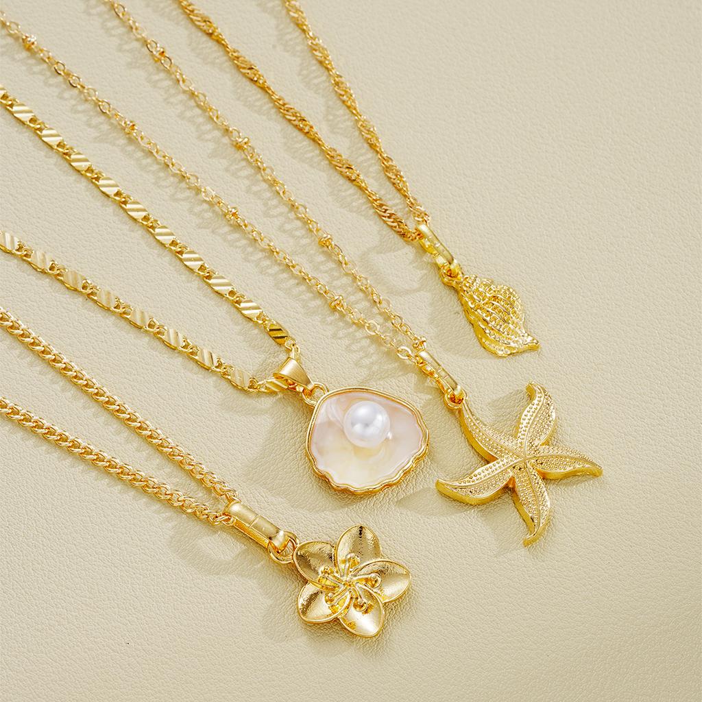 4Pcs/Set Shiny Shell Starfish Conch Flower Necklaces for Women Simple Imitation Pearl Gold Color Pendant Necklace Female Jewelry