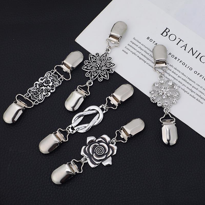 Luxe Retro Cardigan Collar Clip Brooch for Women