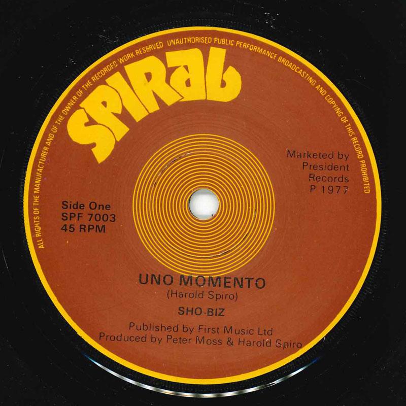 

7inch Record SHOBIZ Uno Momento SPF7003 Spiral 1977 UK Pop Used