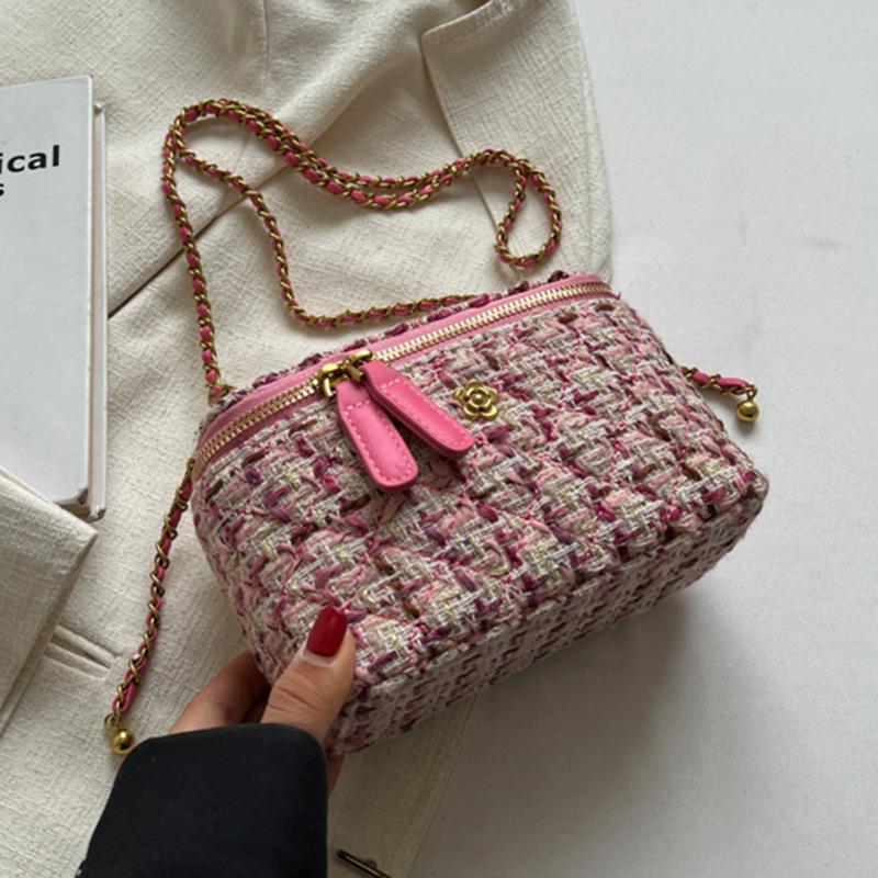 Small Bag Women's New Fashion Knitted Chain Messenger Bag Mini Bag