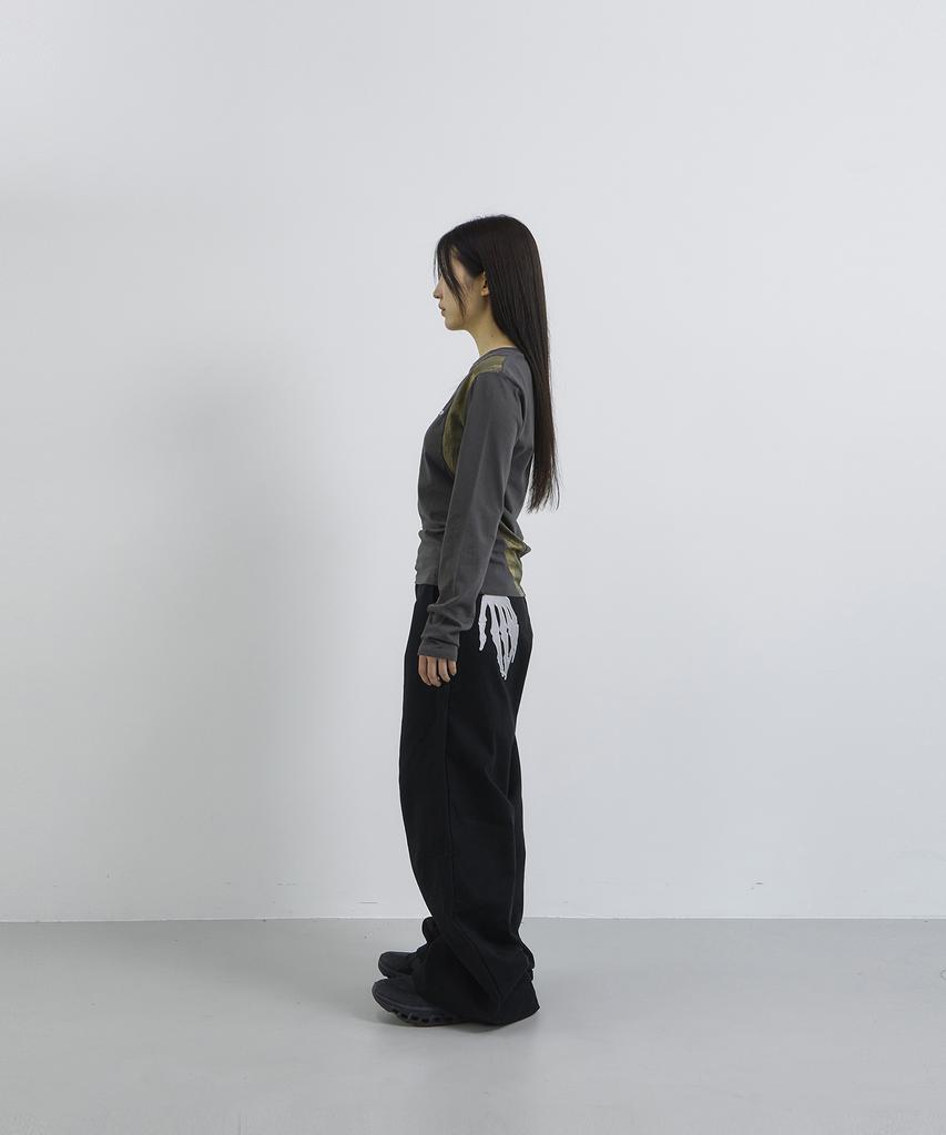 Tansanmageunesyum Hand Bone Black Pants (Black)