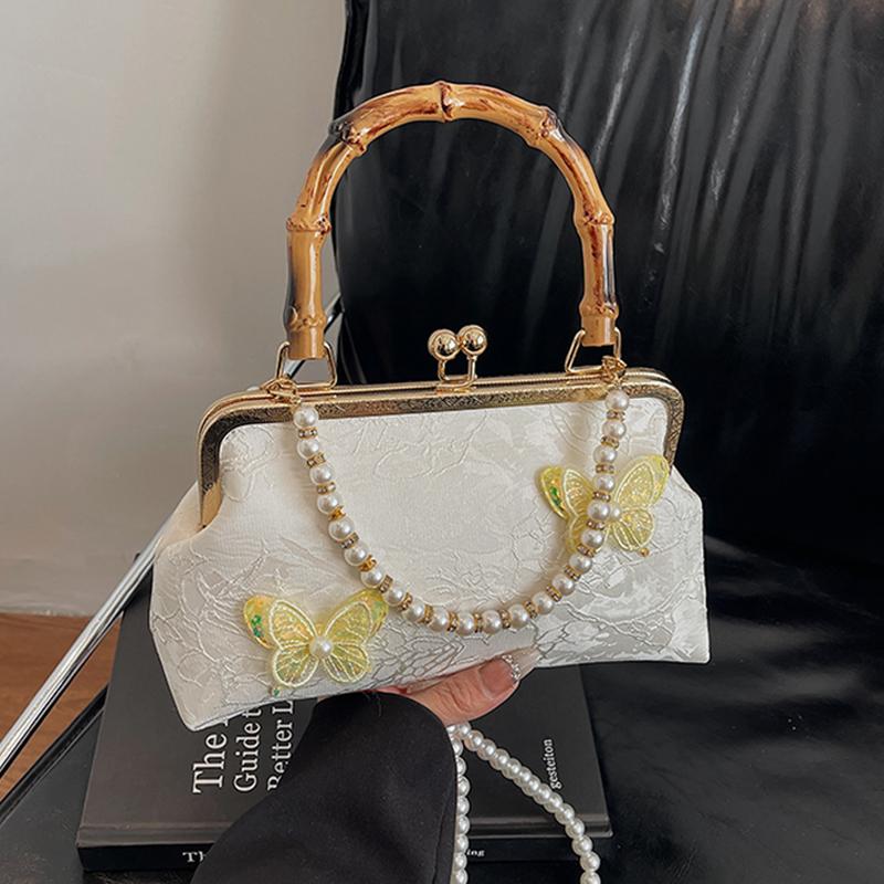 Fashi 3D Butterfly Embroidered One Shoulder Bag Women Persalized Bamboo Handbag Elegant Pearl Chain Crossbody Bags for Party