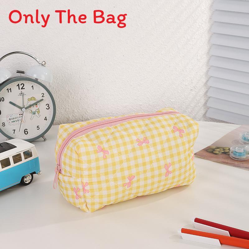 Minimalist Polyester Pencil Case With Large Capacity For Students And Office Use
