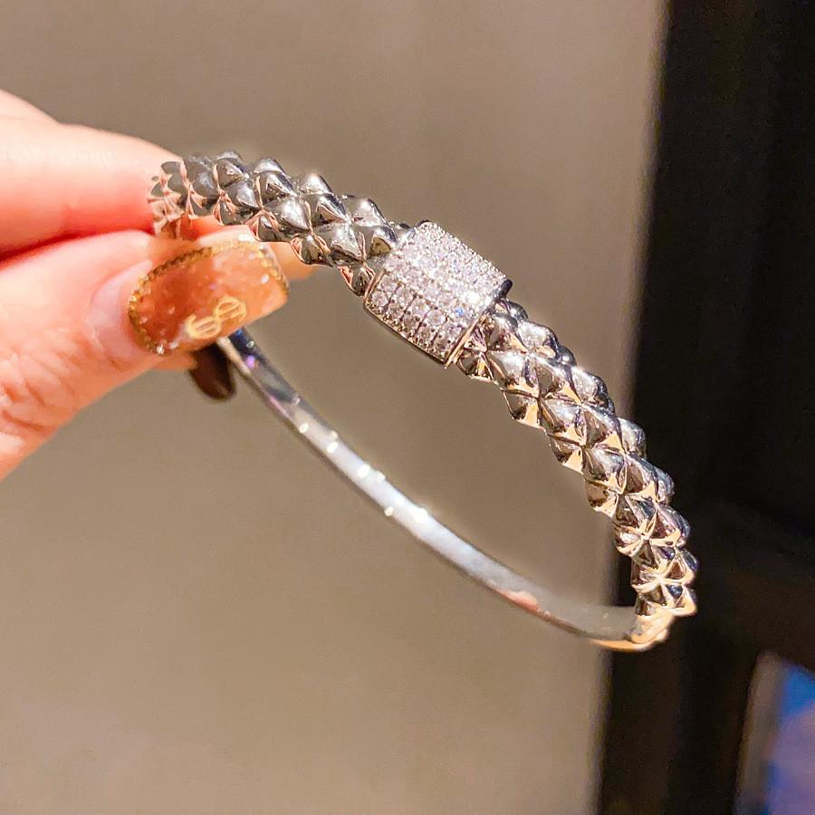 Silver Zircon Geometric Fashion Cuff For Stylish Office Wear