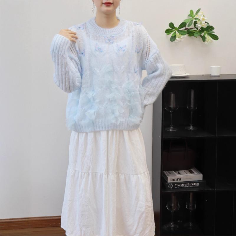 Autumn and Winter New Three-dimensional Butterfly Design Knitted Sweater Top Sweet Soft Waxy Gentle Wind Sweater Pullover Woman