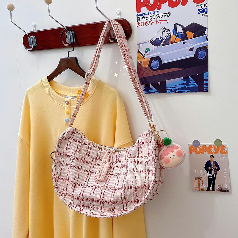 Women's bag new shoulder bag fashionable sweet messenger bag dumpling bag