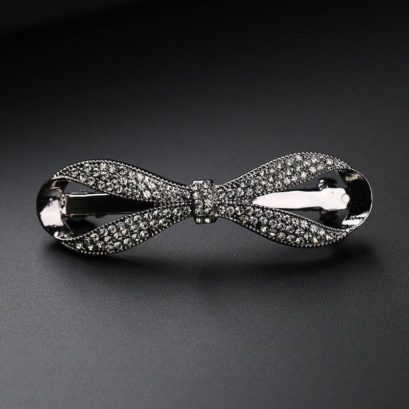 Full-diamond Bow Tie Spring Clip Exudes A Sense of High-end and Light Luxury The Half Hair Clip At The Back of The Head Is A Stylish Hair Accessory