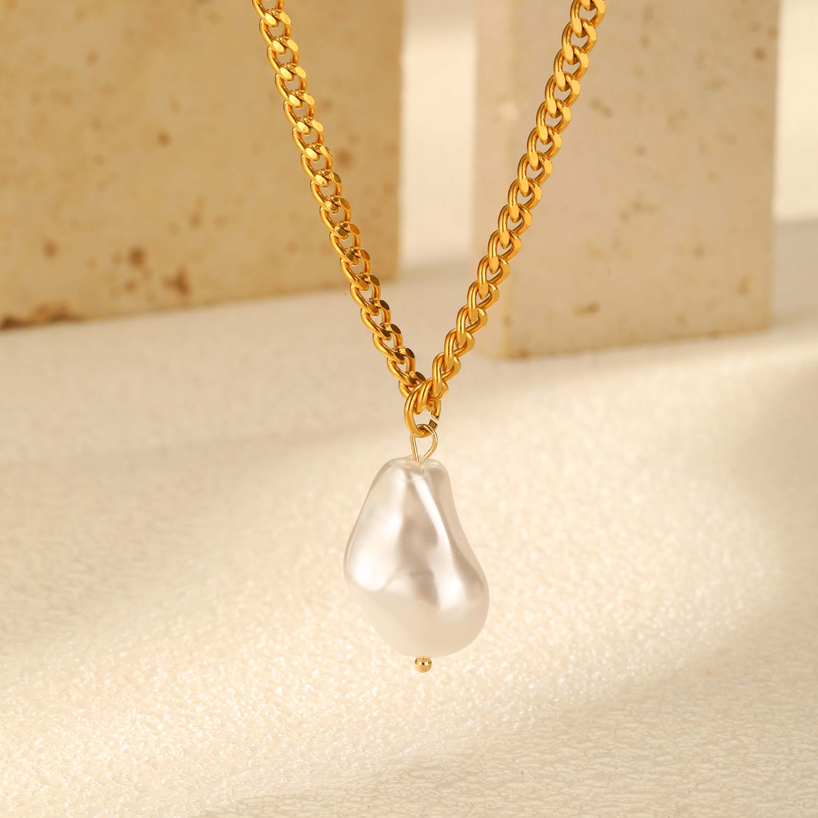

Elegant Imitation Baroque Pearl Necklace for Women,Gold Color Stainless Steel Grinding Chain Necklaces,Trendy Jewelry Gifts