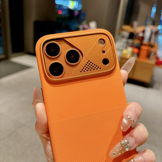 Liquid Silicone Magnetic Phone Case for iPhone 17 Pro Max with Apple 16 Aluminum Dot Matrix Design