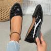 Mocassini Sneakers da Donna Taglie Forti con Punta Acuta e Tacco a Zeppa - Primavera 2024