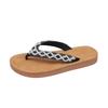 Fashion Hot Selling Women's Flat Sandals Summer New Style Large Size Fashion Able Casual Versatile Thick Soled Beach Havaiana Style 2025