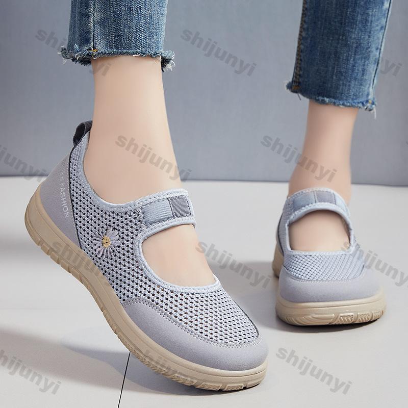 Women's Sandals Summer New Mesh Breathable Non Slip Fashion Sneakers Lightweight Comfortable Soft Sole Outdoor Casual Flat Shoes