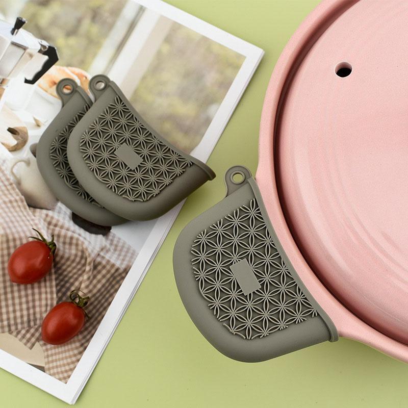1/2/4pcs Silicone Pot Ear Clip Thickened Pan Handle Cover Non-Slip Grip Pot Ear Clip Kitchen Steamer Casserole Pan Handle Holder