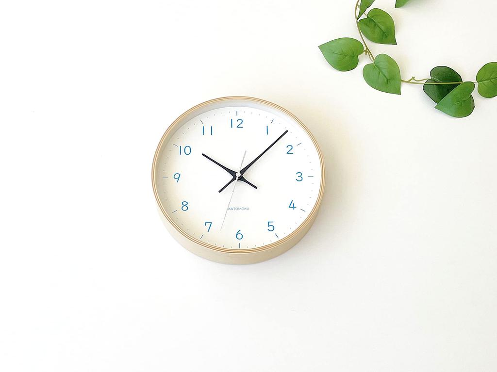 KATOMOKU Sperrholzuhr 22 hellblau Wanduhr schleichender Sekundenzeiger Durchmesser Radio km-121LBRCS 25,2cm (SKP-Uhr)