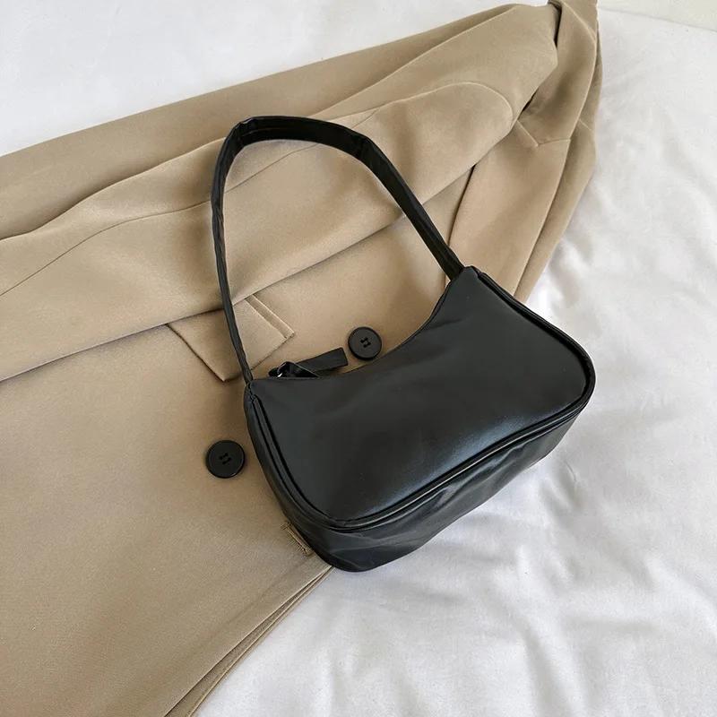 

1Pcs Shoulder Bag Trendy Underarm Handbag Versatile Niche Solid Color Mobile Phone Bag Girls Shoulder Bag Handbag чорний
