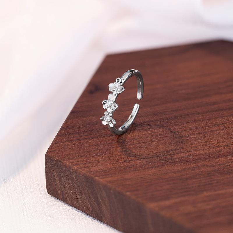 

Легкое роскошное кольцо-цветок, женственное, корейская версия, Mori, маленькое, свежее, регулируемое кольцо для поездок на работу