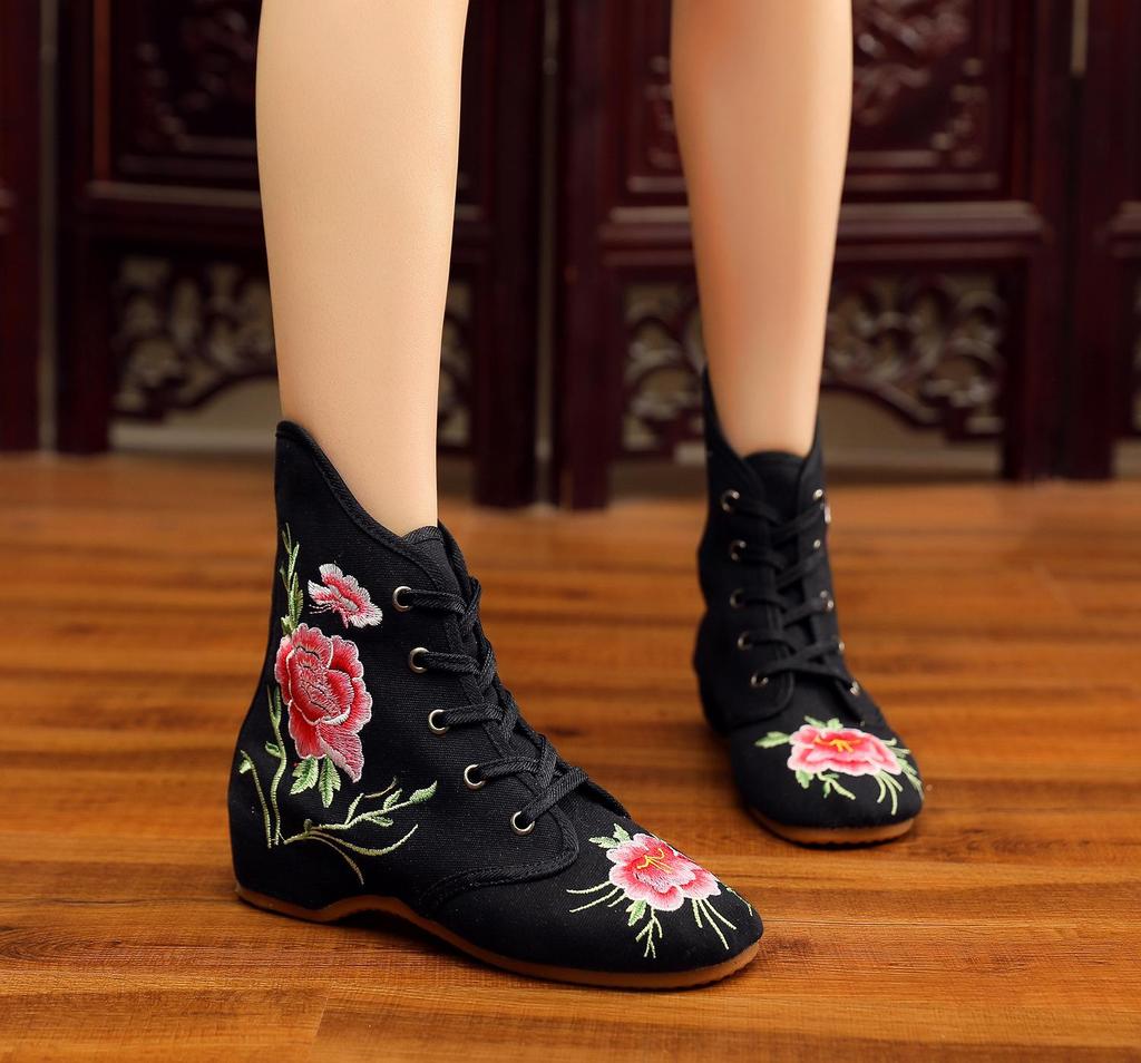 Dámské etnické krátké boty - Vyšívané 3cm podpatky pro podzim/zimu