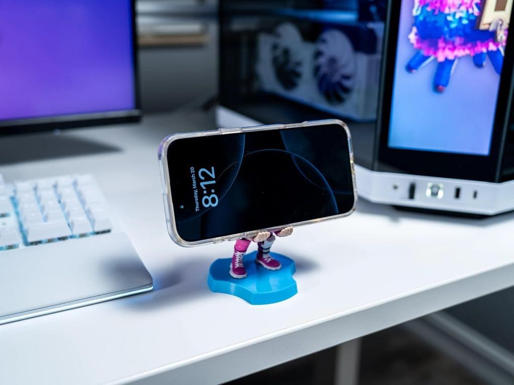 Figurine Fortnite Cuddle Team Leader - EXQUISITE GAMING - Cable Guys - Support écouteurs, smartphone ou petit accessoire - 11 cm