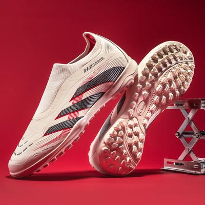 European Cup Seamless Fly-woven Football Shoes Men's Low-Top Teen Spikes Broken Nails Training Sneakers Women