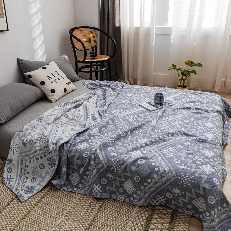 The New Cotton Four-layer Gauze Towel Quilt Is Covered with A Nap Air Conditioning Blanket and A Summer Cool Quilt and A Casual Blanket All Cotton