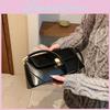 Women's New 2023 Autumn Winter Korean Stick Bag With Lock Closure And Soft-medium Hardness