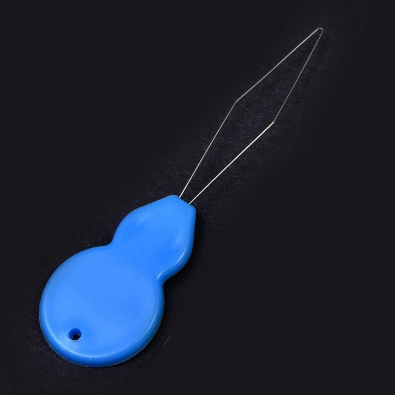 Durable Sewing Assistant Plastic Threading Tool, Available In Multiple Colors, Suitable for Elderly People, Manual and Machine Sewing