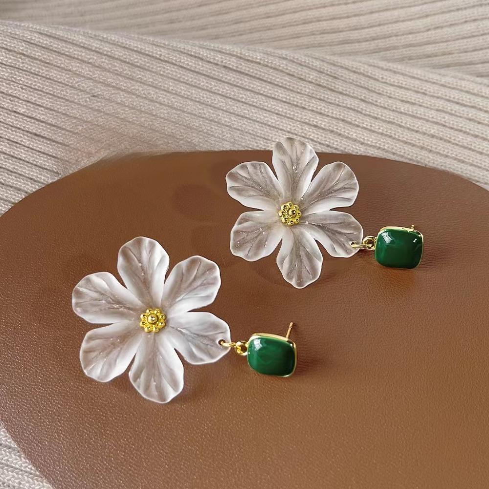 Sweet Romantic White Stereo Five Petals Flower Pendant Green Drip Glaze Square Dangle Earrings for Women Fashion Retro Jewelry
