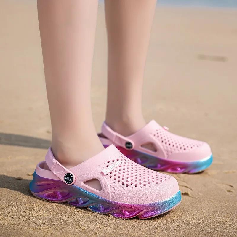 New Summer Men Sandals Eva Lightweight Beach Outdoor Designed Women Slippers Bathroom Non-slip Shoes for Man Hot Popular Model