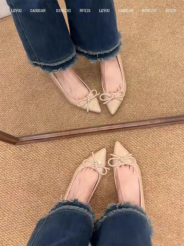 

Французские телесные туфли-лодочки на плоской подошве с внутренней платформой, женские летние 2025, новые туфли с открытым верхом, универсальные туфли с бантом 40 телесный