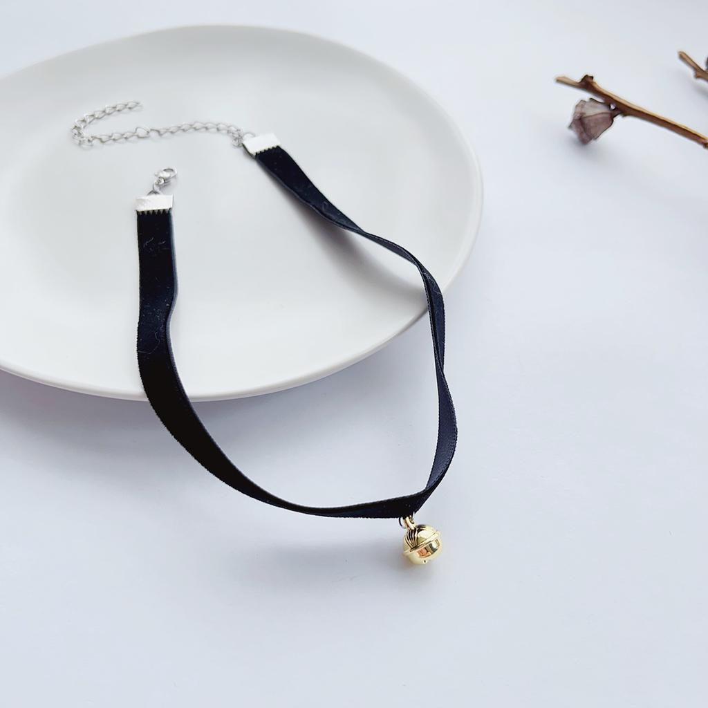Gargantilla de terciopelo dulce y linda con colgante en forma de campana para cuello de chica