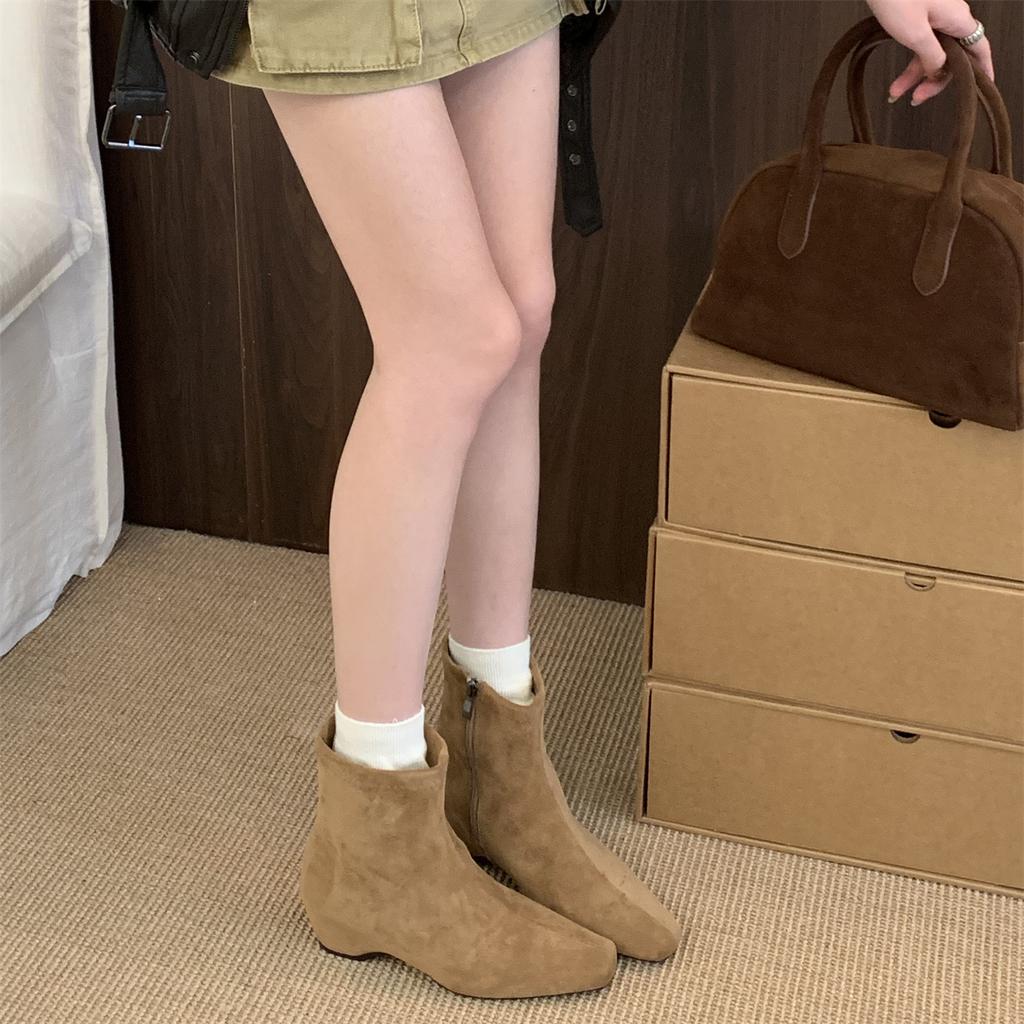 Short boots female inner height increase fairy Chelsea boots new small thin boots fashion Martin boots British style
