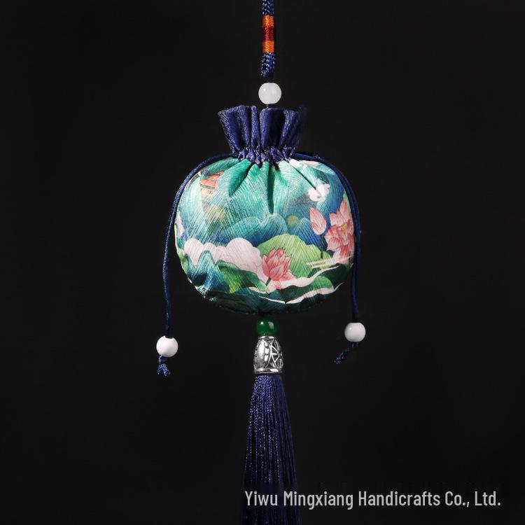 Chinese Mugwort Sachet: Traditional Herbal Mosquito Repellent Car Ornament - Dragon Boat Festival Pendant