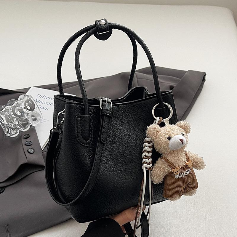 2025 Spring Simple Versatile Fashion Solid Color Portable Bucket Bag Premium Commuter Casual One Shoulder Crossbody Women's Bag
