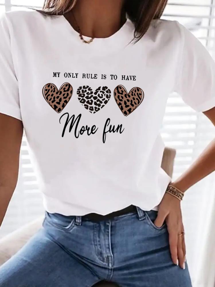 (Asian Size) Tee Top Clothing T Shirt Women Leopard Love Heart Fashion Woman Print Female Short Sleeve Graphic T-shirts