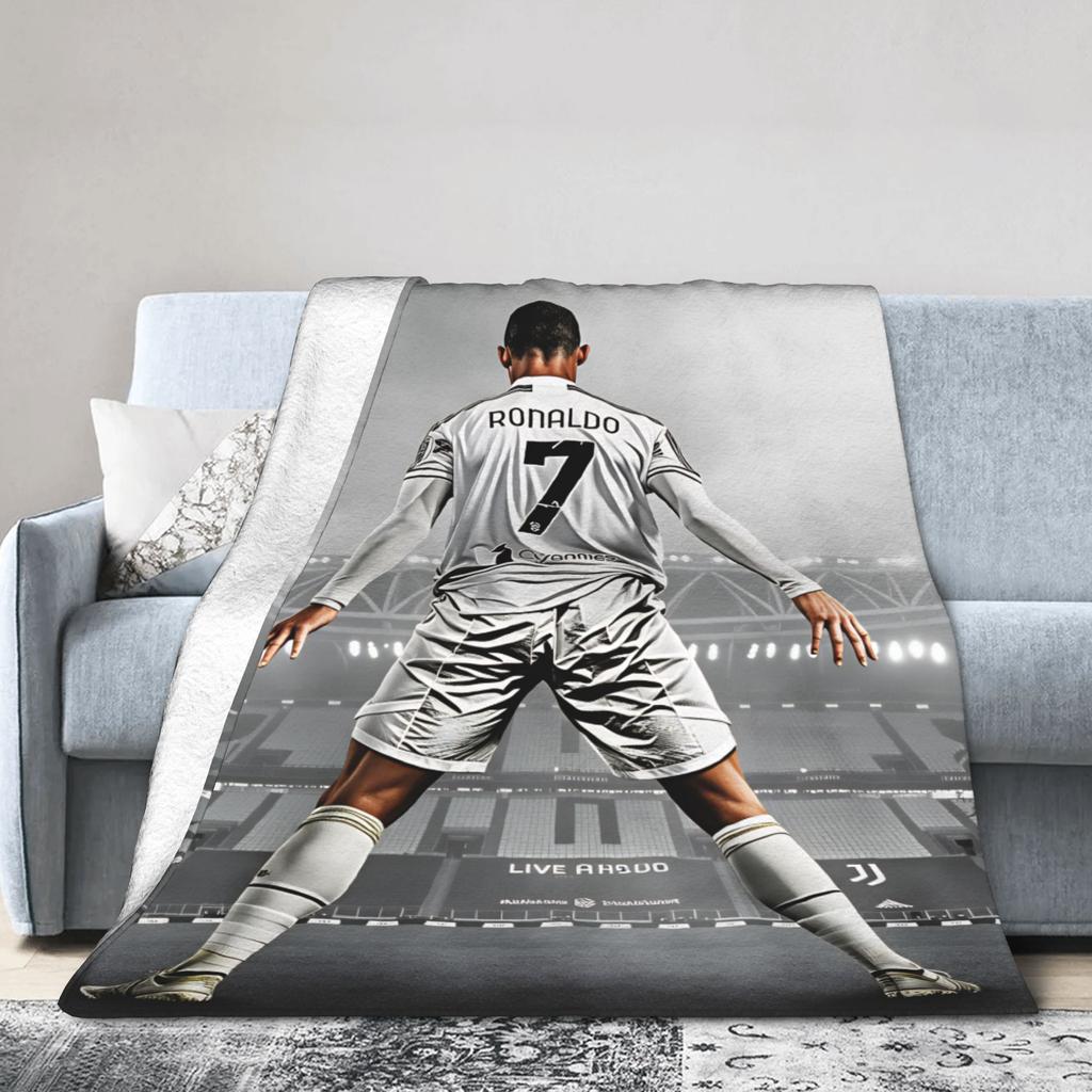Dynamic Soccer Player Blanket CR7 Warm Pattern Plush Bedding Throws For Child Home Decor Flannel Bedspread Bed Cover