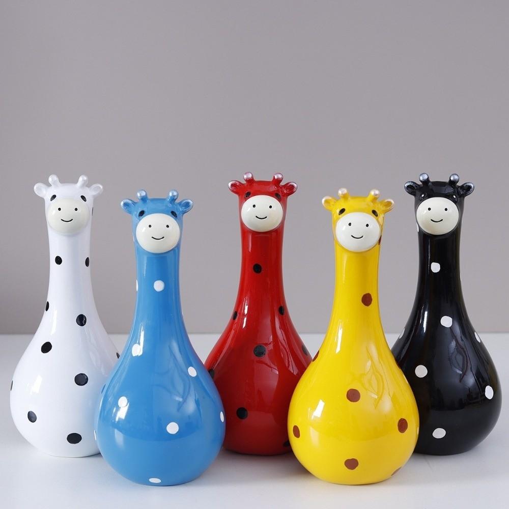 Hand Painted Cartoon Giraffe Resin Vase Novelty Giraffe Flower Container  Desktop Decor