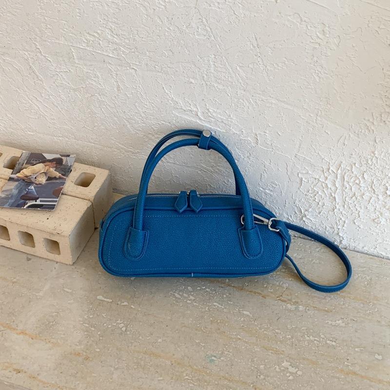 Handbag Stylish and Unique Boston Bag for Casual Commuting, Single Shoulder Strap Design