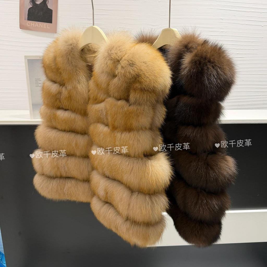 Haining autumn and winter new fashion Korean version of the whole leather six-section fox hair horizontal strip fur vest jacket women