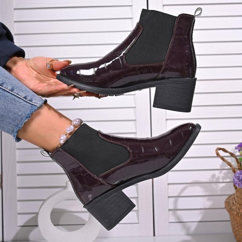 Damer Rund Tå Blokkhæl Lav Hæl Chelsea Boots Svarte Slip On Lakkskinn Ankelstøvletter Komfortable Sklisikre Sko