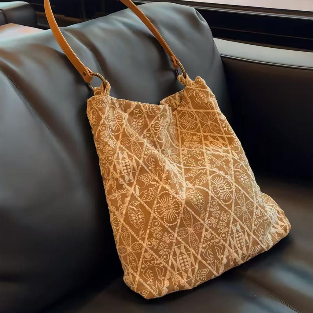 Large-capacity Single-shoulder Fashionable Tote Backpack for Daily Commuting