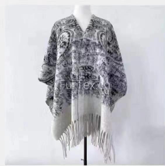 Elegant Ethnic Ink Painting Cape Shawl with Tassels - Versatile Travel Scarf Cloak